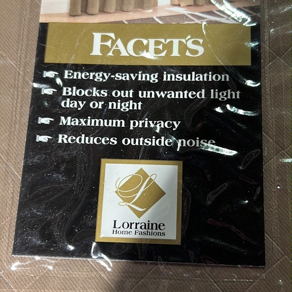 Facets taupe tailored curtain panel - Picture 4 of 7